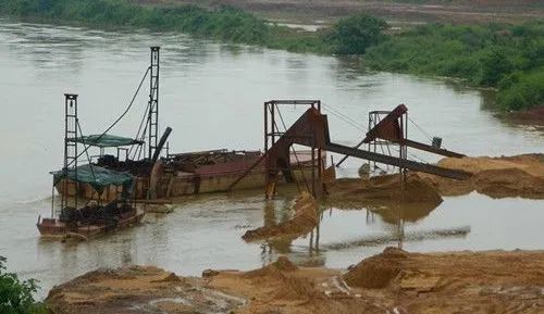 杜絕非法采砂，機(jī)制砂生產(chǎn)才是長久之道！