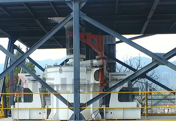 生產(chǎn)機(jī)制砂用什么設(shè)備比較好？推薦制砂選粉一體機(jī)